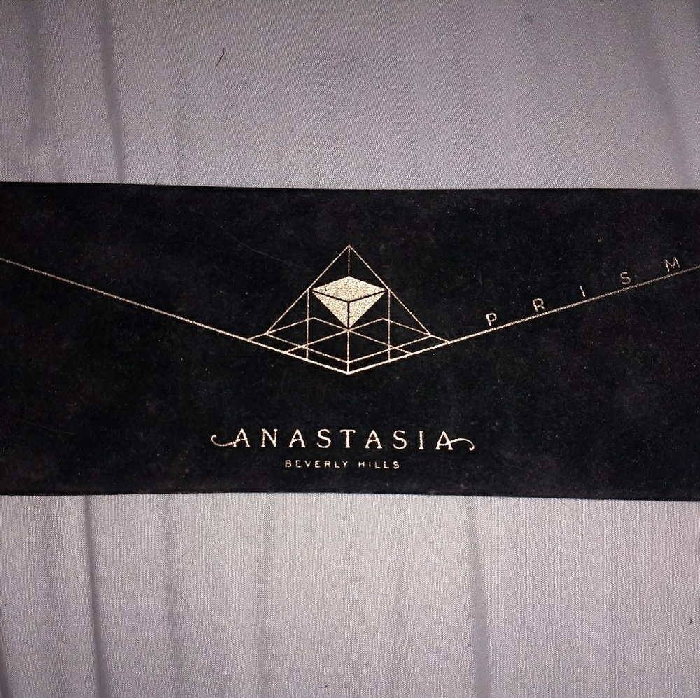 LIMITED EDITION Prism Anastasia Beverly Hill